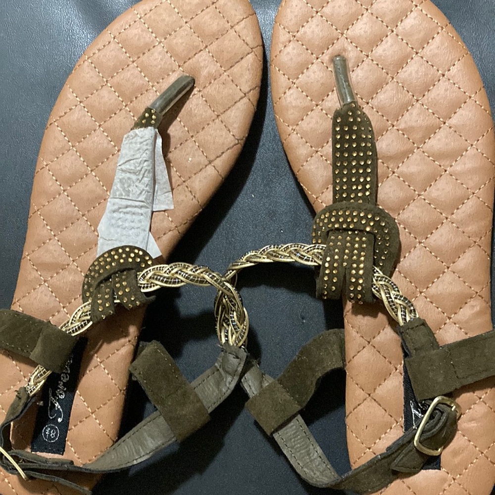 Nice lil Sandals